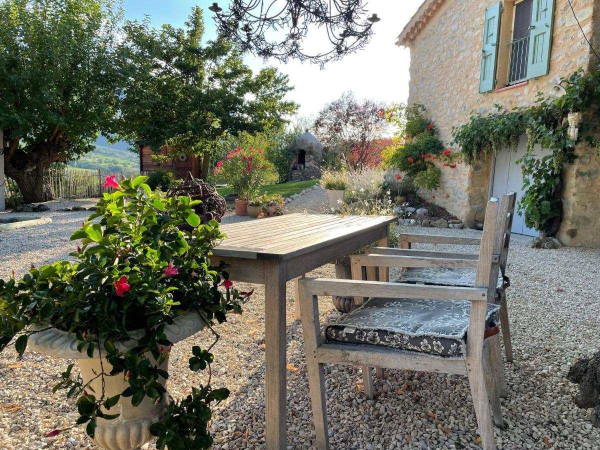 Bed and Breakfast Mas Tulipe De Soie Bevons Esterno foto