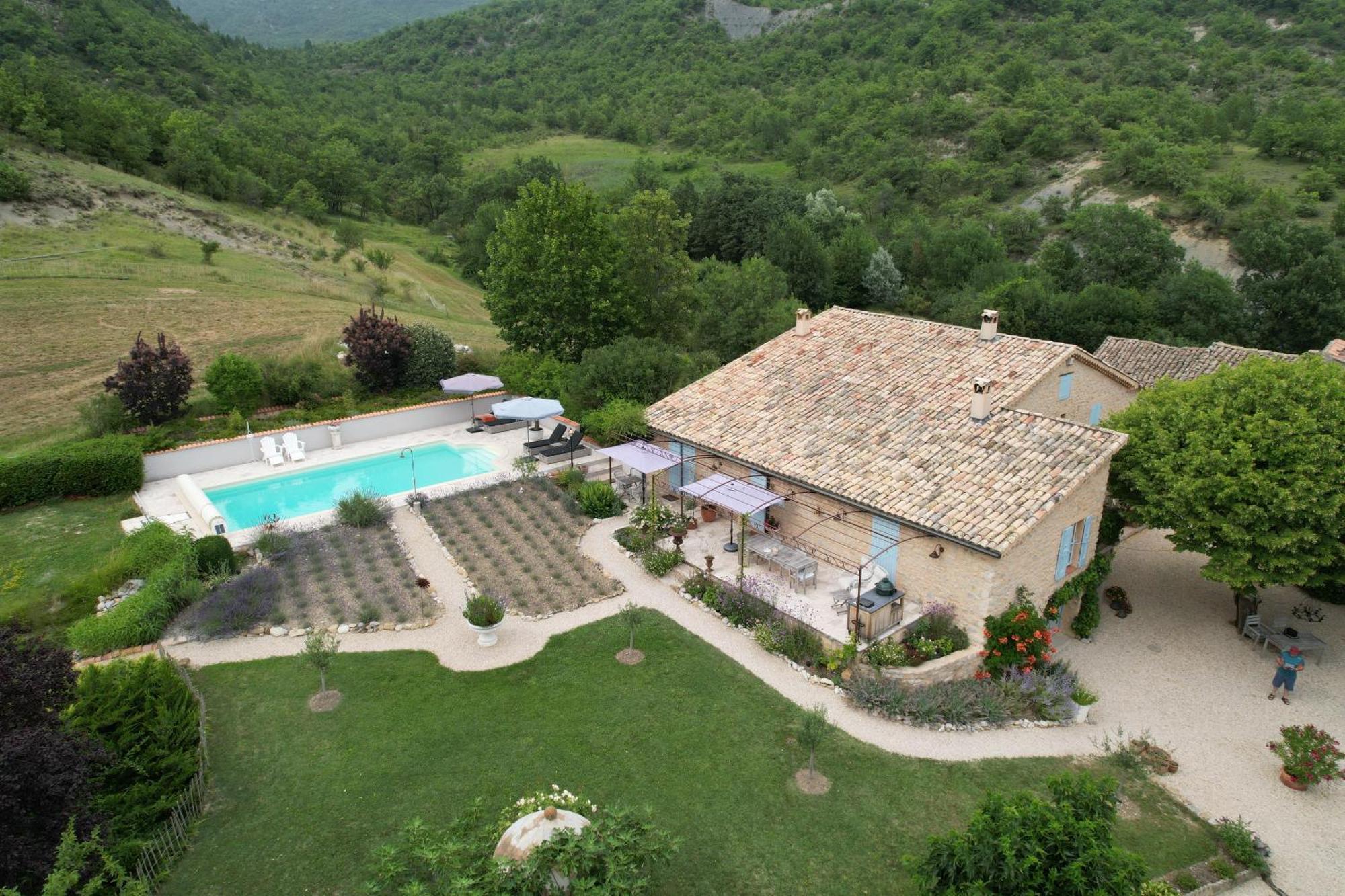 Bed and Breakfast Mas Tulipe De Soie Bevons Esterno foto